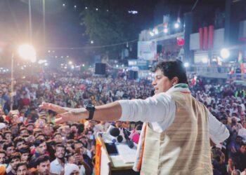 کانگریس کے اقلیتی شعبے کے چیئر مین کی تقریروں سے بدلی گجرات کی فضاء