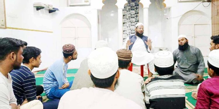 ولایت کا دروازہ صبح قیامت تک کیلئے کھلاہے: مولانا انصار احمدجامعی