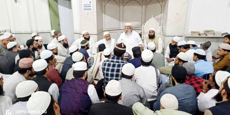 مسلمانوں کو چاہیـے کہ وہ مرنے سے پہلے اپنے اللہ کو راضی کرلیں: مولانا سید اشہد رشیدی