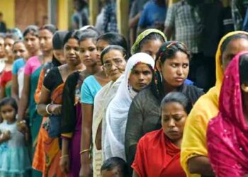 ایم سی ڈی انتخاب:100وارڈوں میں پروانچل ووٹر رہے گا کنگ میکر40فیصد سے زیادہ پوروانچل شہری دہلی میں رہتے ہیں،جو عام آدمی پورٹی کےلئے کھڑی کر سکتے ہیں مصیبت