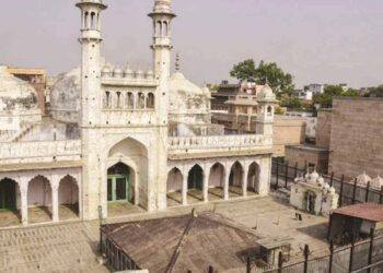مسلم فریق کی عرضی خارج، ہندو فریق کی عرضی پر 2 دسمبر کو سماعت