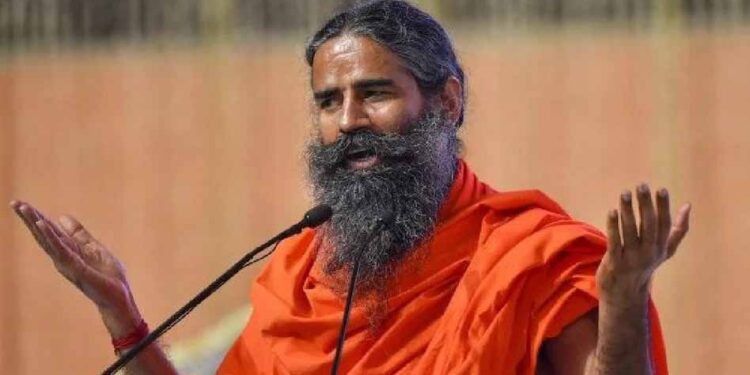 خواتین سے متعلق اپنے ریمارکس پر بابا رام دیو نے مانگی معافی