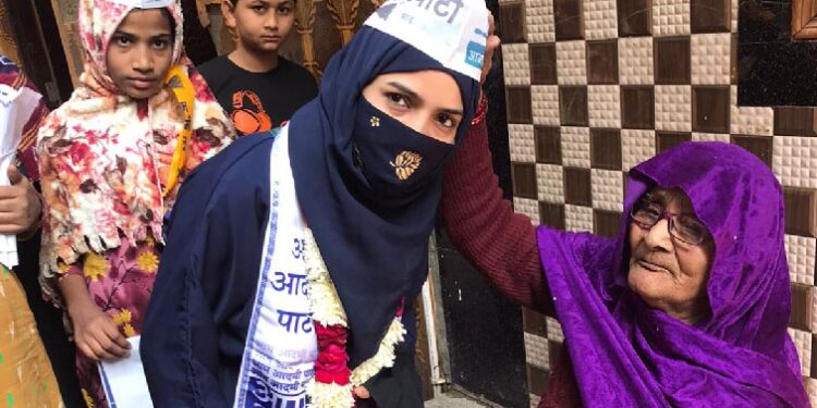 برج پوری سے آفرین نازکو کامیاب بنانے کی خواتین نے کی اپیل