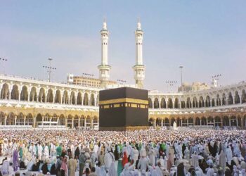 حج کمیٹی آف انڈیا: اصلاحات ٹھیک، لیکن کمیٹی کی روایتوں کو بدلنا صریح خلاف ورزیحافظ نوشاد اعظمی نے حج کانفرنس کو میڈیا سے دور رکھنے پر شکوک وشبہات کاخدشہ جتایا، غیر ضروری اقدامات سے بچنے کادیا انتباہ