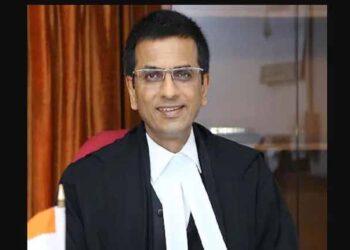 تمام فیصلہ سازوں کو خیال رکھنا ہوگا کہ قانون جبر کا ہتھیار نہیں بننا چاہئے: چیف جسٹس