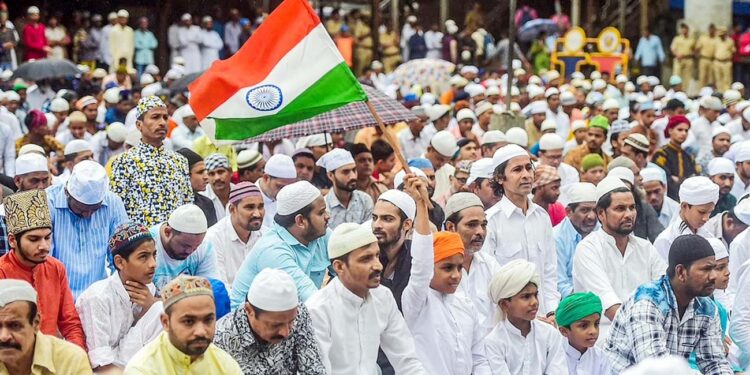 ہندوستان کے نوجوان ظلم کےخلاف میدان میں آئیں