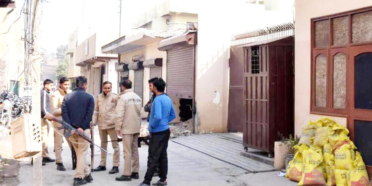 سہارنپور شہر میں شہد کاروباری، صراف سمیت 5کے یہاں انکم ٹیکس کے چھاپے