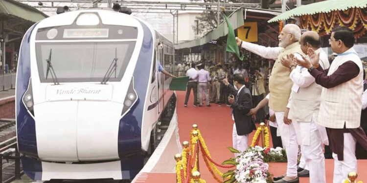 بنگلورو:جنوبی ہند کو ملی پہلی ’وندے بھارت ایکسپریس ٹرین‘