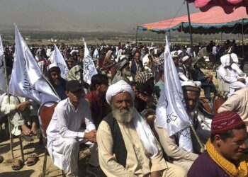 افغانستان میں شرعی قوانین کا نفاذ کیا جائے، سپریم لیڈر نے ججوں کو جاری کیے احکامات