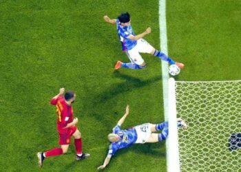 فیفا ورلڈکپ؛ جاپان کے متنازعہ گول نے جرمنی کو باہر کردیا