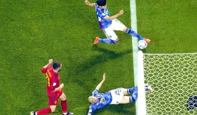 فیفا ورلڈکپ؛ جاپان کے متنازعہ گول نے جرمنی کو باہر کردیا