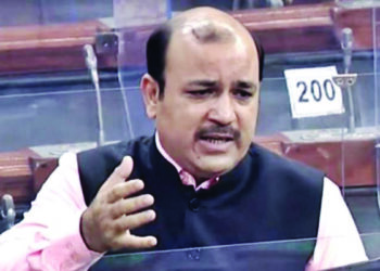 بیلٹ پیپر سے ووٹنگ کیلئے ایک بار پھر ایوان میں اٹھی آواز