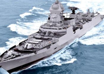 بھارت میں تیار جنگی جہازآئی این ایس مورموگاؤ سمندر میں اترا