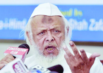 مسلمانوں کی چوکھٹ کی تلاش میں جٹے ہیں عام آدمی پارٹی کے لیڈران