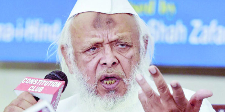 مسلمانوں کی چوکھٹ کی تلاش میں جٹے ہیں عام آدمی پارٹی کے لیڈران