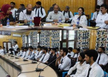 چوتھا ستون گرانے کی کوشش!