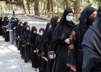 لڑکیوں کی تعلیم اور ملازمت پر پابندی افغانستان کوپیچھے کی طرف لے جائے گی: اقوام متحدہ