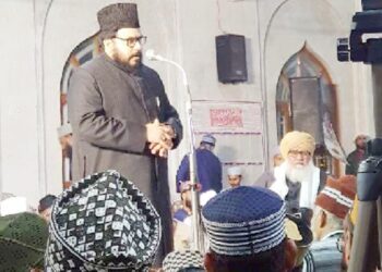 جامعہ اشرفیہ ایک ادارہ ہی نہیں بلکہ ایک تحریک کا نام ہے: مولانا فروغ القادری