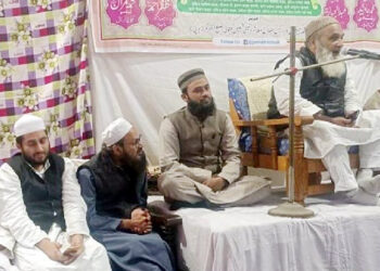 بچے ہمارے مستقبل ہیں لیکن وہ اپنا وقت لاپرواہی سے گزار رہے ہیں