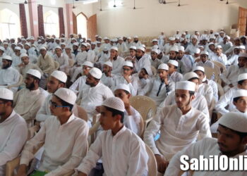 نذر ساحل ہوئے دریا کے شناور کتنے