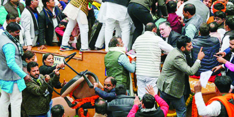 جناب شیـخ کے نقش قدم یوں بھی ہیں اور یوں بھی