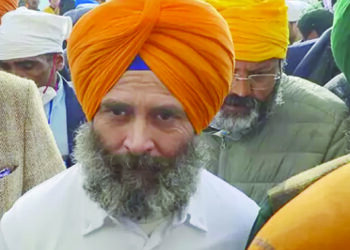 بی جے پی- آر ایس ایس پر راہل کا حملہ،آج کے کورو خاکی ہاف پینٹ پہنتے ہیں