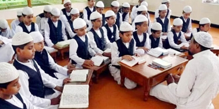 یوپی کے غیر منظور شدہ مدارس، حقیقت اور خدماتی