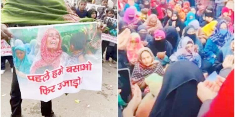 انہدام کیخلاف ہلدوانی میں عوام متحد، شاہین باغ جیسا احتجاج
