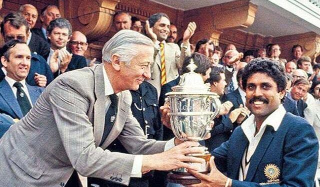 کپِل دیو کی قیادت میں بھارت نے پہلی بار عالمی کرکٹ کپ جیتا