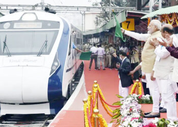 وزیر اعظم نے سکندرآباد۔وشاکھاپٹنم وندے بھارت ایکسپریس ٹرین کا افتتاح کیا