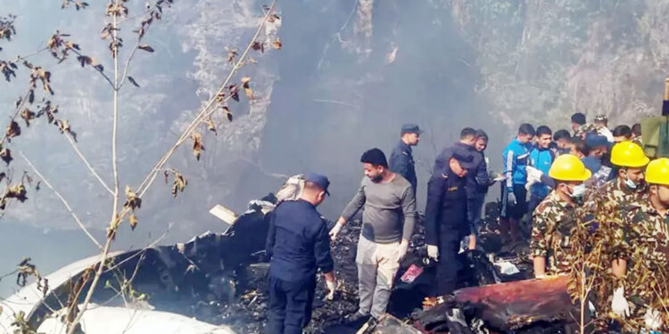 نیپال میں مسافر طیارہ گر کر تباہ، کم از کم 68 افراد ہلاک