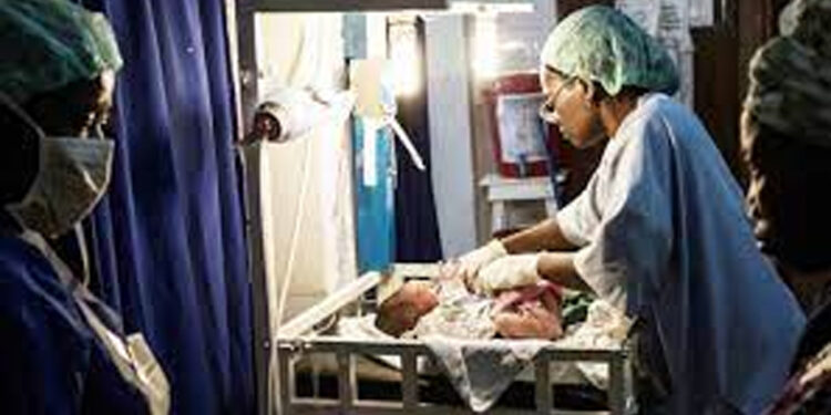 تقریباً 50 لاکھ بچے 5 سال کی عمر تک پہنچنے سے قبل ہی 2021 میں موت کے منہ میں چلے گئے