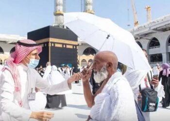 مسجد حرام میں بزرگ نمازیوں اور عازمین کے لیے نئی سہولیات