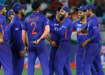 دوسری مرتبہ ہندوستان کے تیز بالروں نے سبھی دس کھلاڑیوں کو آوٹ کیا