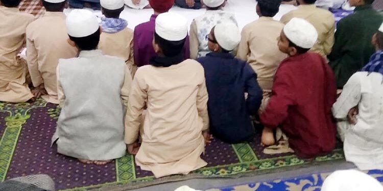 مولانا شعیب انجم جامعی کے انتقال پر مدرسہ اسلامیہ تعلیم القرآن میں تعزیتی نشست