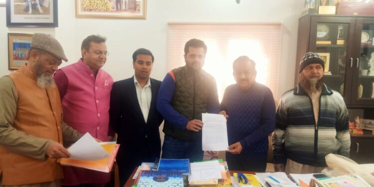 غالب انسٹی ٹیوٹ کے زیر اہتمام پروفیسر ابن کنول پر تعزیتی جلسہ