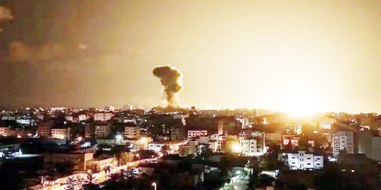 اسرائیلی میزائل حملوں میں 15 افراد ہلاک