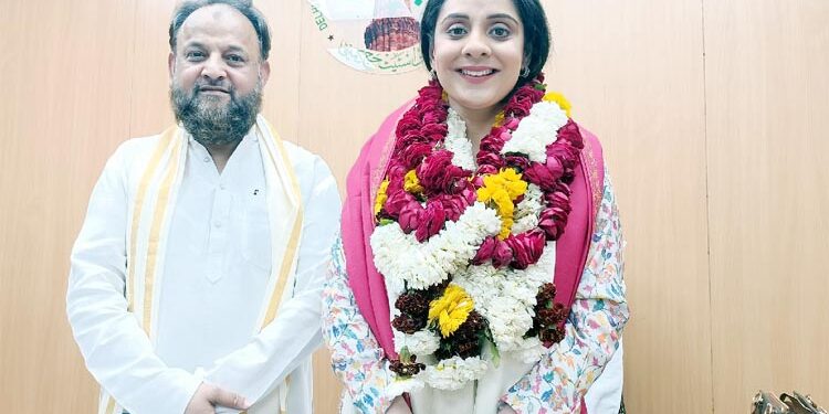 دہلی حج کمےٹی کی نو منتخب چیئر پرسن نے آج عہدہ سنبھالا