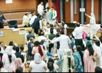 ایم سی ڈی کے اندر ’آپ ‘اور بی جے پی کونسلروں میں تصادم