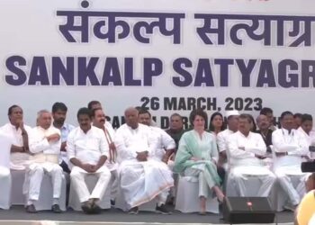 راہل گاندھی کی پارلیمنٹ رکنیت منسوخی کے خلاف کانگریس کا ملک گیر احتجاج