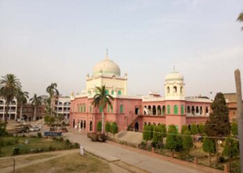 دارالعلوم میں داخلہ نہ ہونابھی المیہ بن گیا!