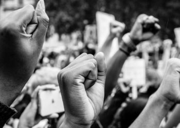 کیا بھارت میں جمہوری طرز حکومت اپنی عمر پوری کر چکی ہے ؟