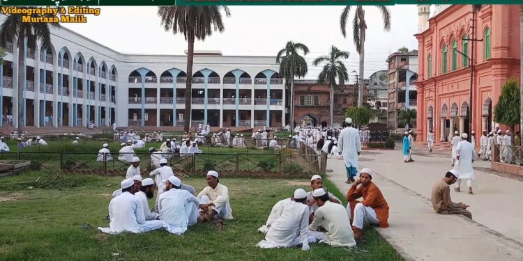 دارالعلوم دیوبند میں داڑھی کٹانے کے جرم میں 4 طلبہ کے اخراج پر میڈیا کا قابلِ مذمت رویہ