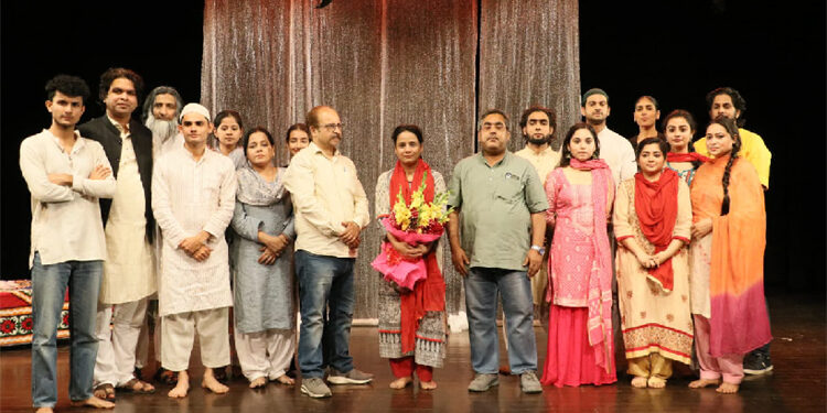 اردو اکادمی کا 32 واں اردو ڈرامافیسٹول اختتام پذیر