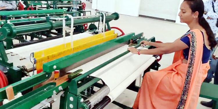 بنکروں کا بھلا کب ہوگا،یقین دہانیوں کے سہارے گزرگئے تین سال