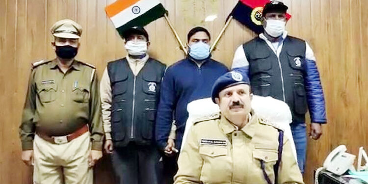 بی ایس ایف جوانوں کے بینک کھاتوں میں چونا لگانے والا گرفتار