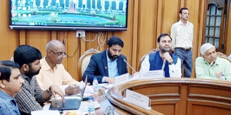 جی جی ایس آئی پی یو سے منسلک کالجوں کی فیس کم کرنے کی ہدایت