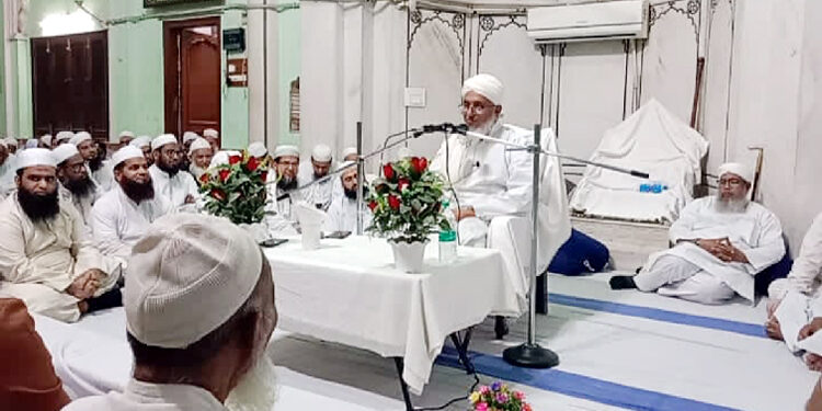 جو اعتکاف کرے گا اللہ اس کے اگلے پچھلے گناہ معاف فرما دے گا:مولانا سلمان منصور پوری