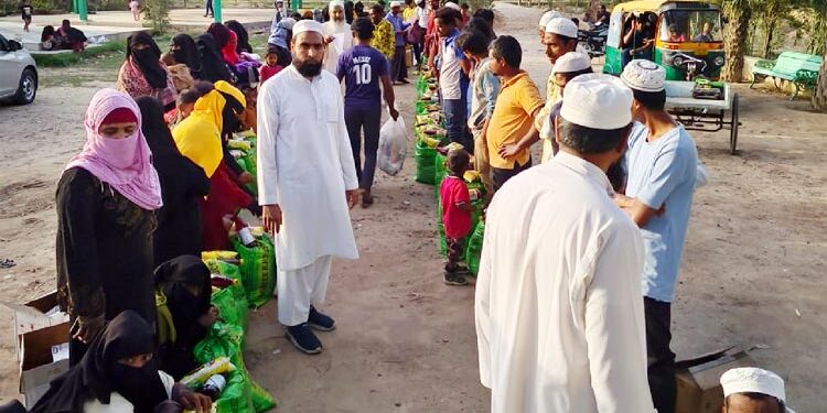 جمعیتہ علماءصوبہ دہلی کی جانب سے رمضان کٹس تقسیم