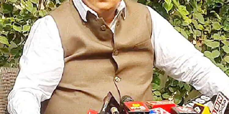 پی ڈی پی ، نیشنل کانفرنس اور کانگریس نے 70 سالہ طویل اقتدار کے دوران جموں و کشمیر کے وسائل کو لوٹا